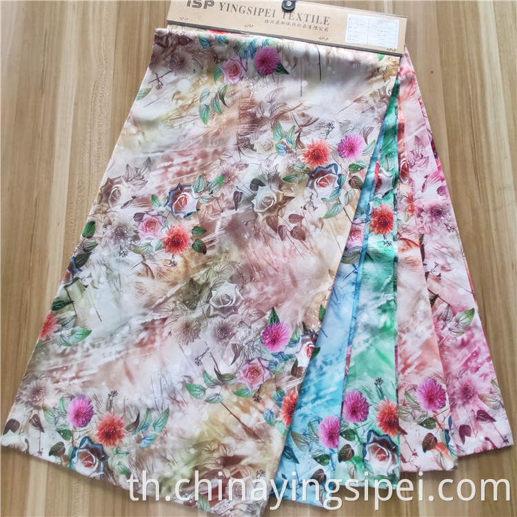 Keqiao ผู้ผลิตผ้านุ่ม 100% เรยอน Custom Rayon Printing Fabric Digital สำหรับเดรส